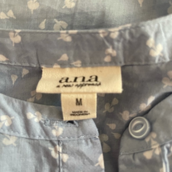 ANA Light Blue Puff Sleeve Size Medium - Picture 3 of 3